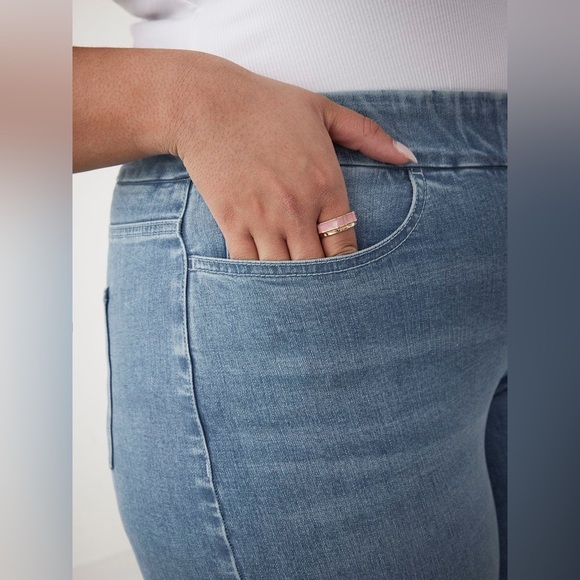 Pennington's Responsible, Savvy Fit, Denim Capri, Light Wash - d/C Jeans Size 16 - Picture 2 of 10